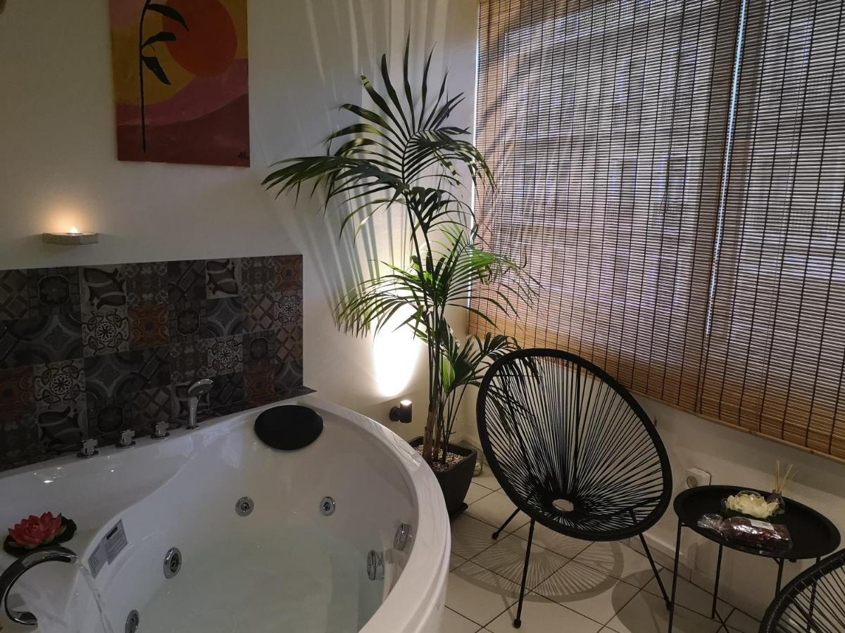 Kentia Modern/artistic Apartment *